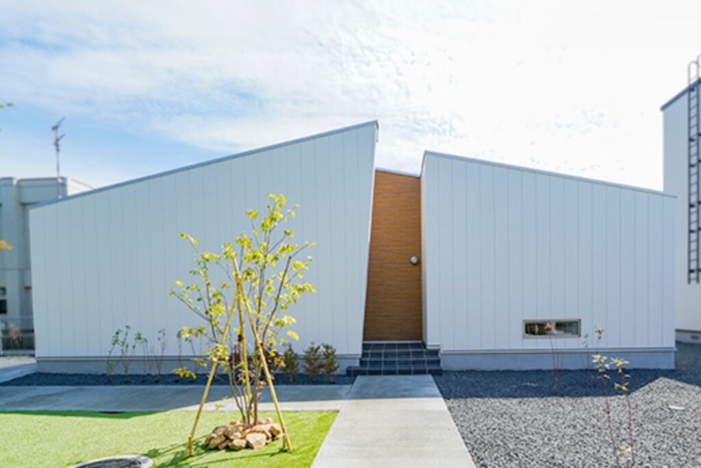 2：ロゴスホーム│十勝の厳しい寒さに鍛えられた高品質・低価格の家